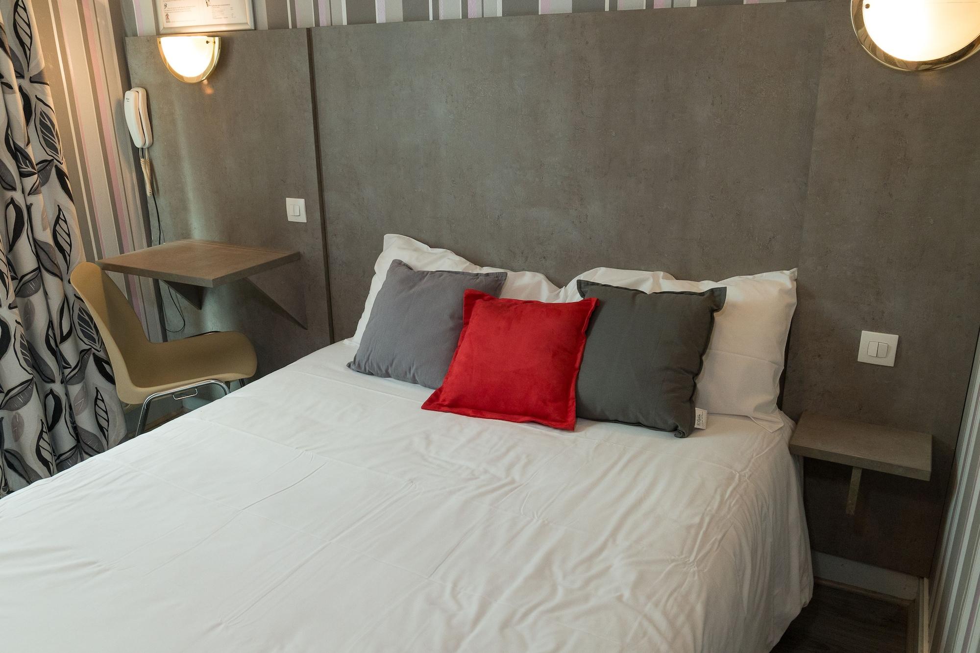 Panam Hotel Paris Gambetta- Place Gambetta-Mairie Du 20 Emme Экстерьер фото
