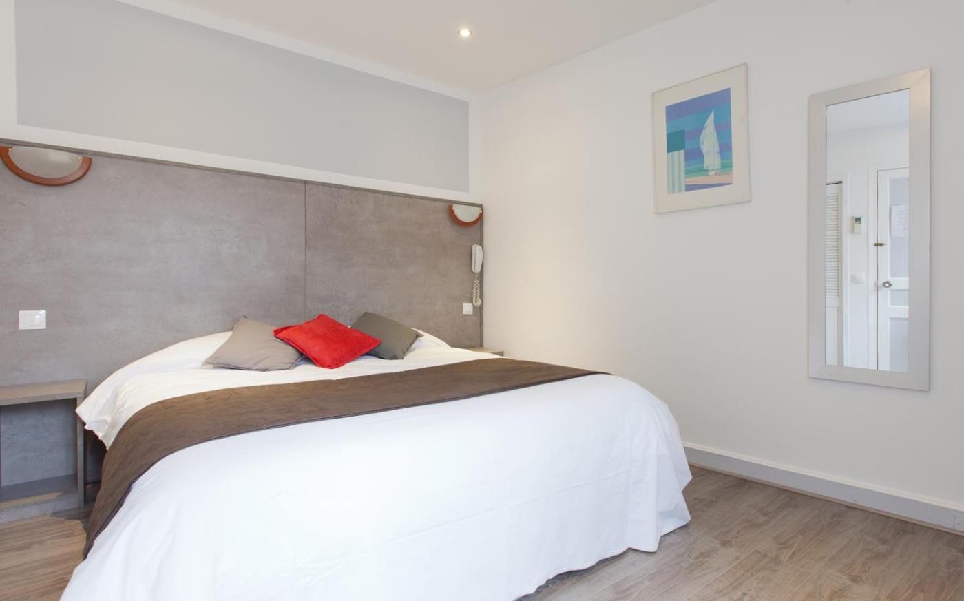 Panam Hotel Paris Gambetta- Place Gambetta-Mairie Du 20 Emme Экстерьер фото